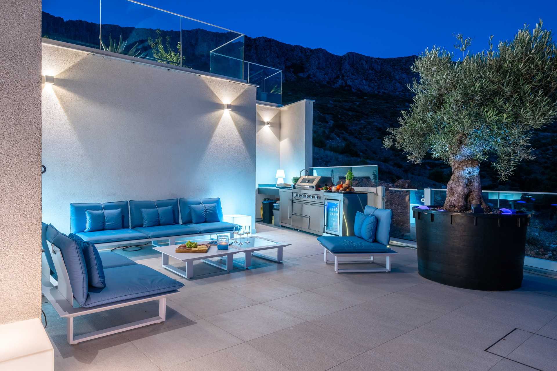Villa Chameleon with Pool