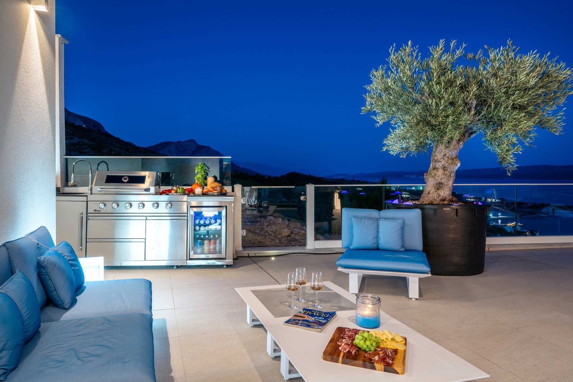 Villa Chameleon with Pool