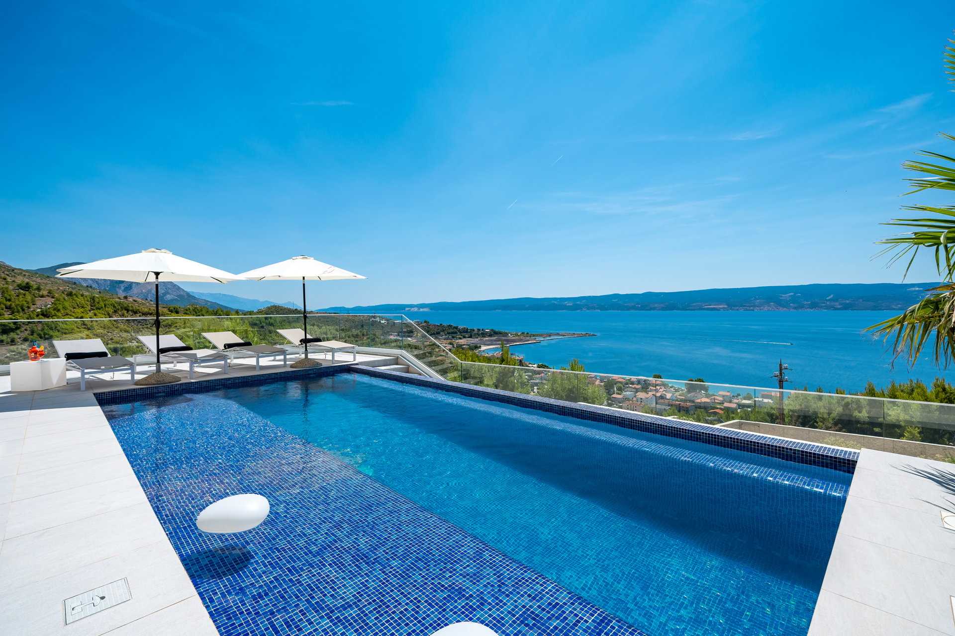 Villa Chameleon with Pool