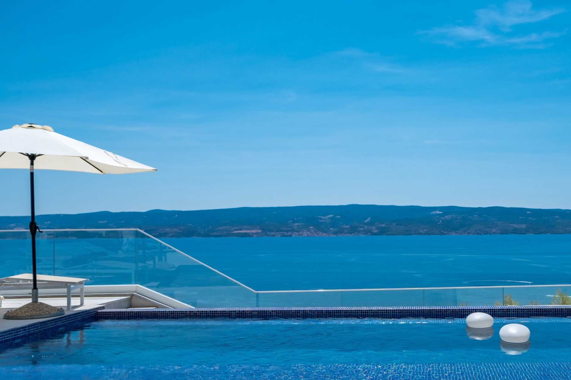 Villa Chameleon with Pool