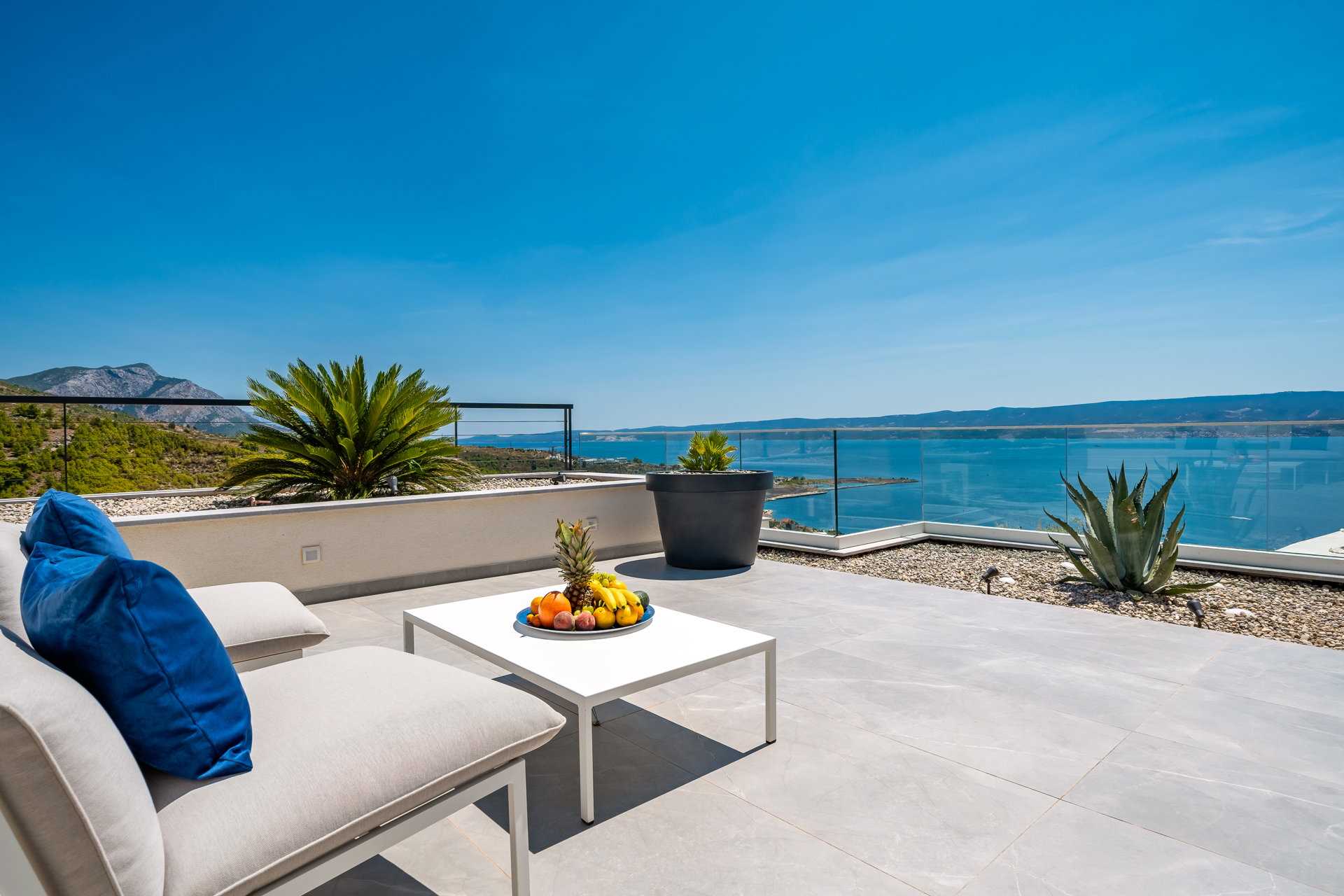 Villa Chameleon with Pool