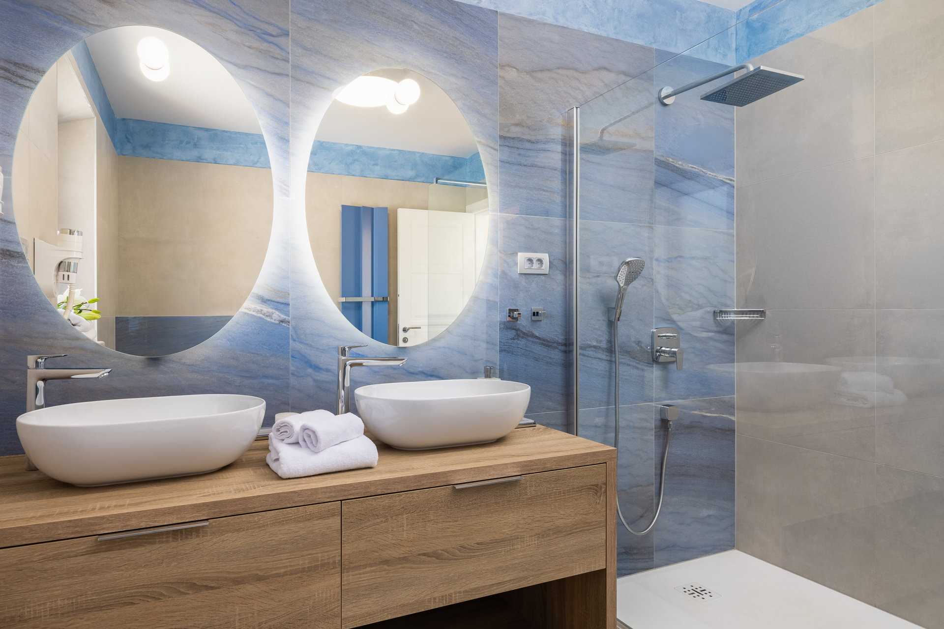 Luxury Villa Skyfall with Pool