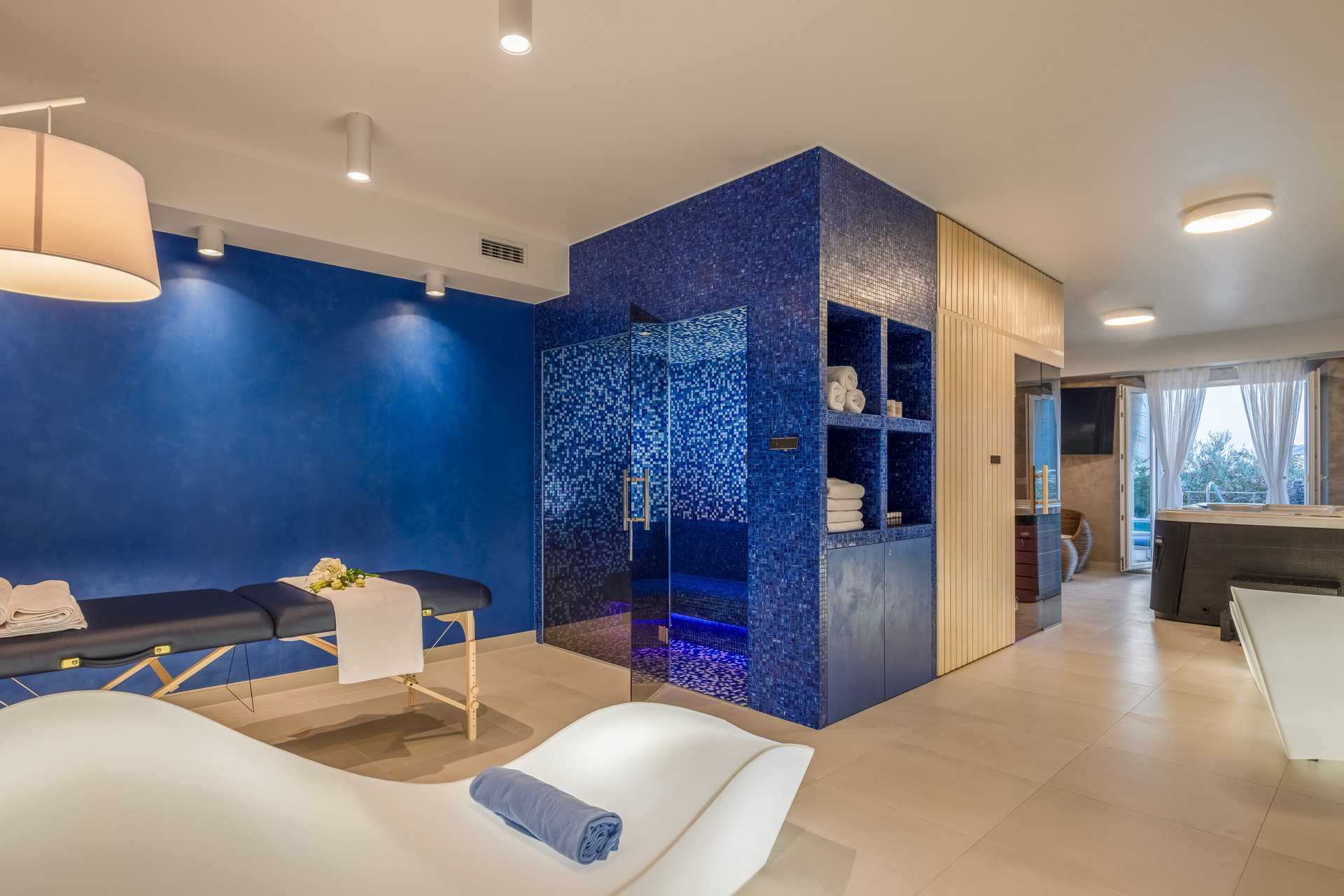 Luxury Villa Skyfall with Pool