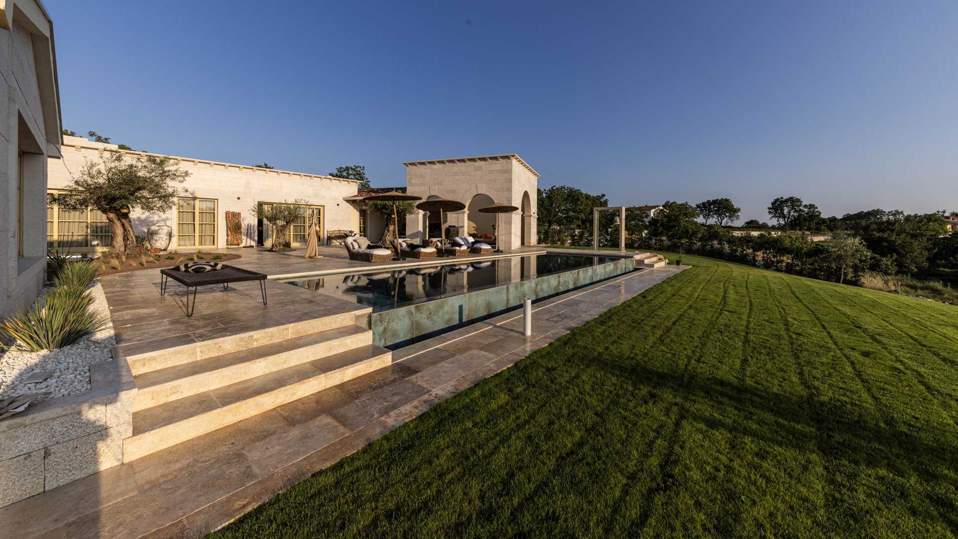Villa Mamma Mia with Pool