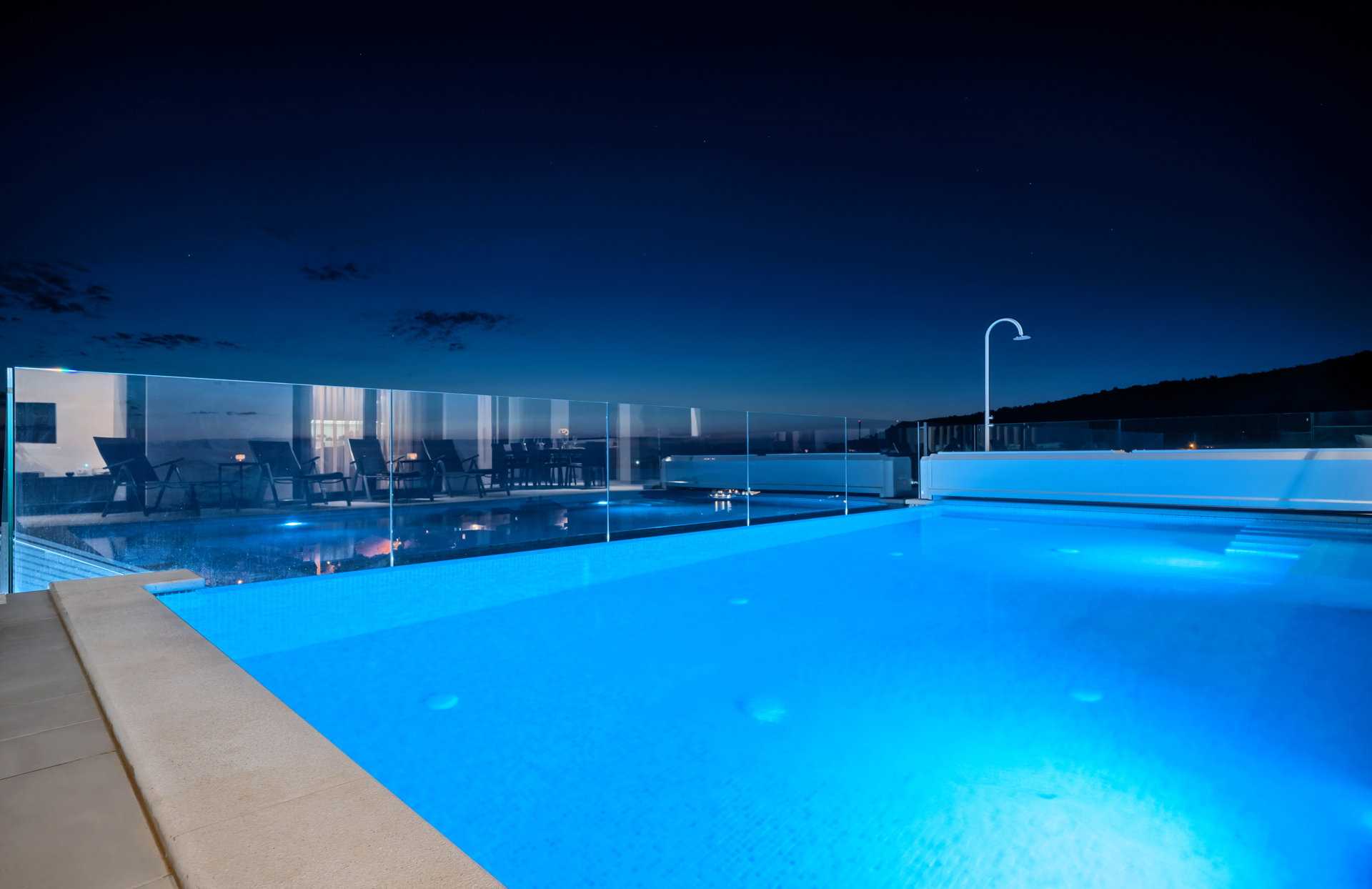 Villa Surfline with Pool