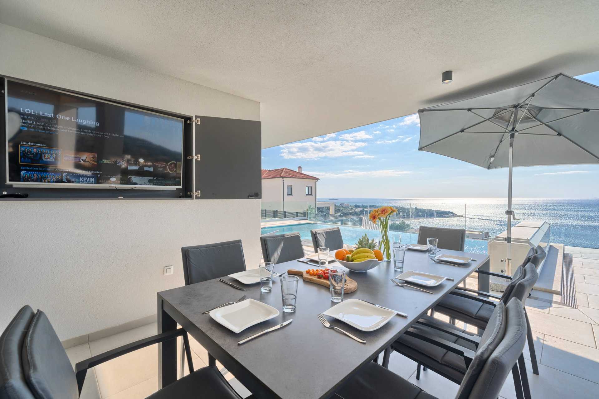 Villa Surfline with Pool