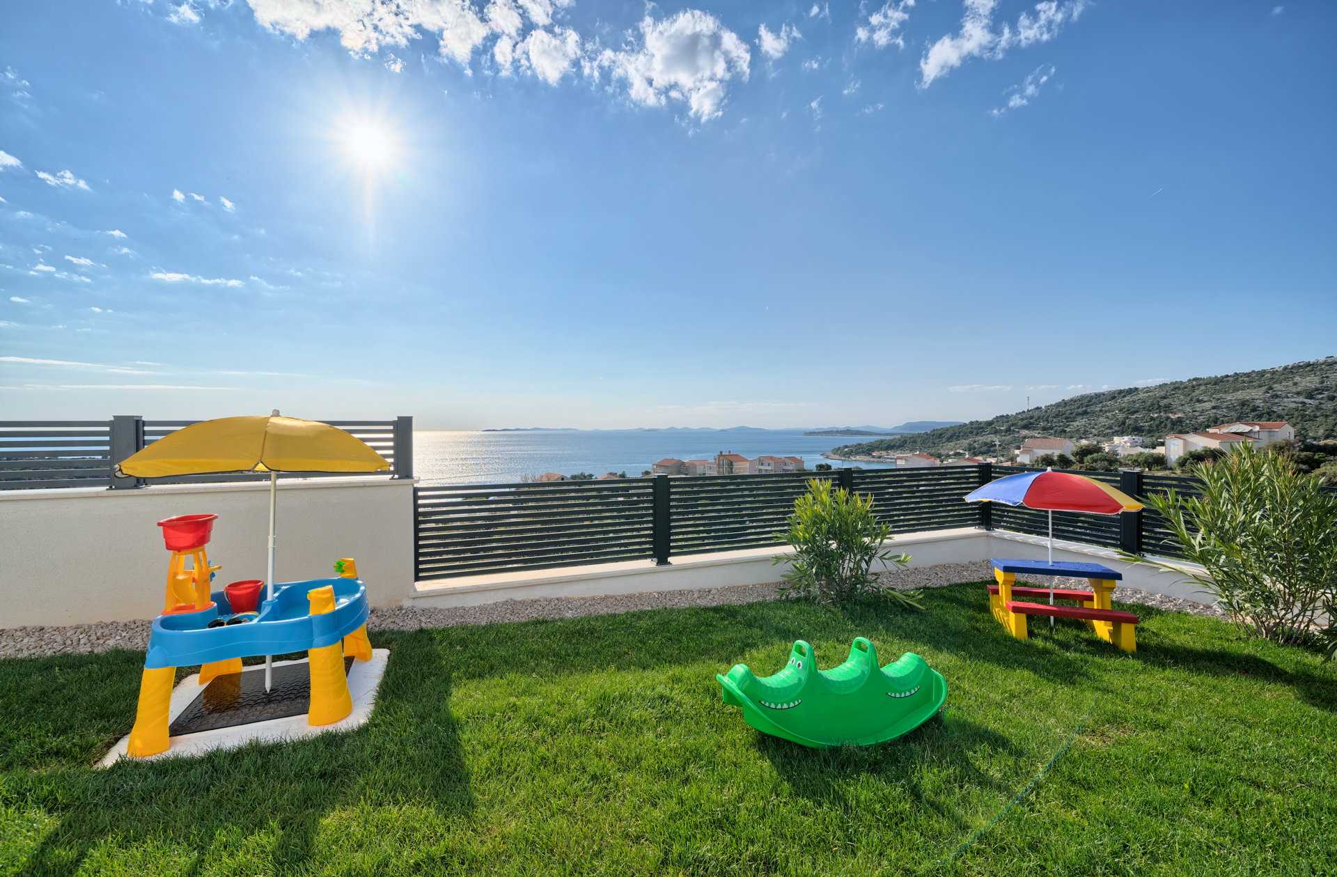 Villa Surfline with Pool