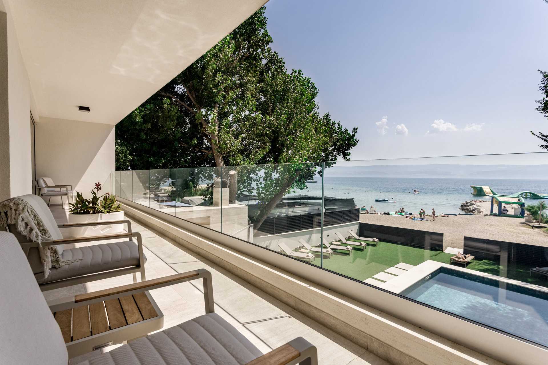 Villa Summer Drift uz plažu s bazenom