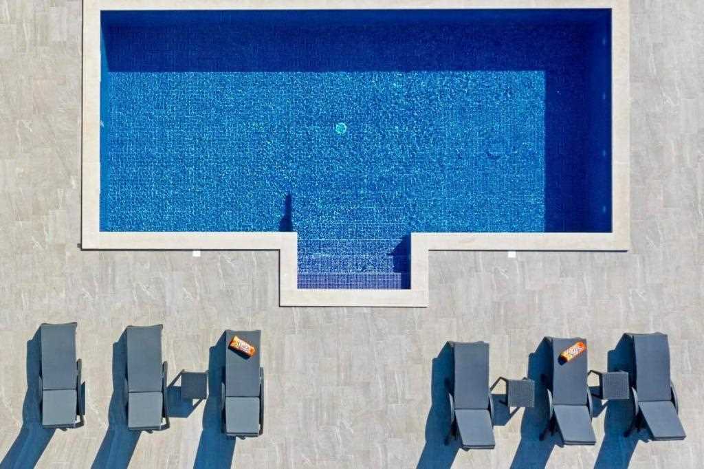 Villa Vaiana with Pool