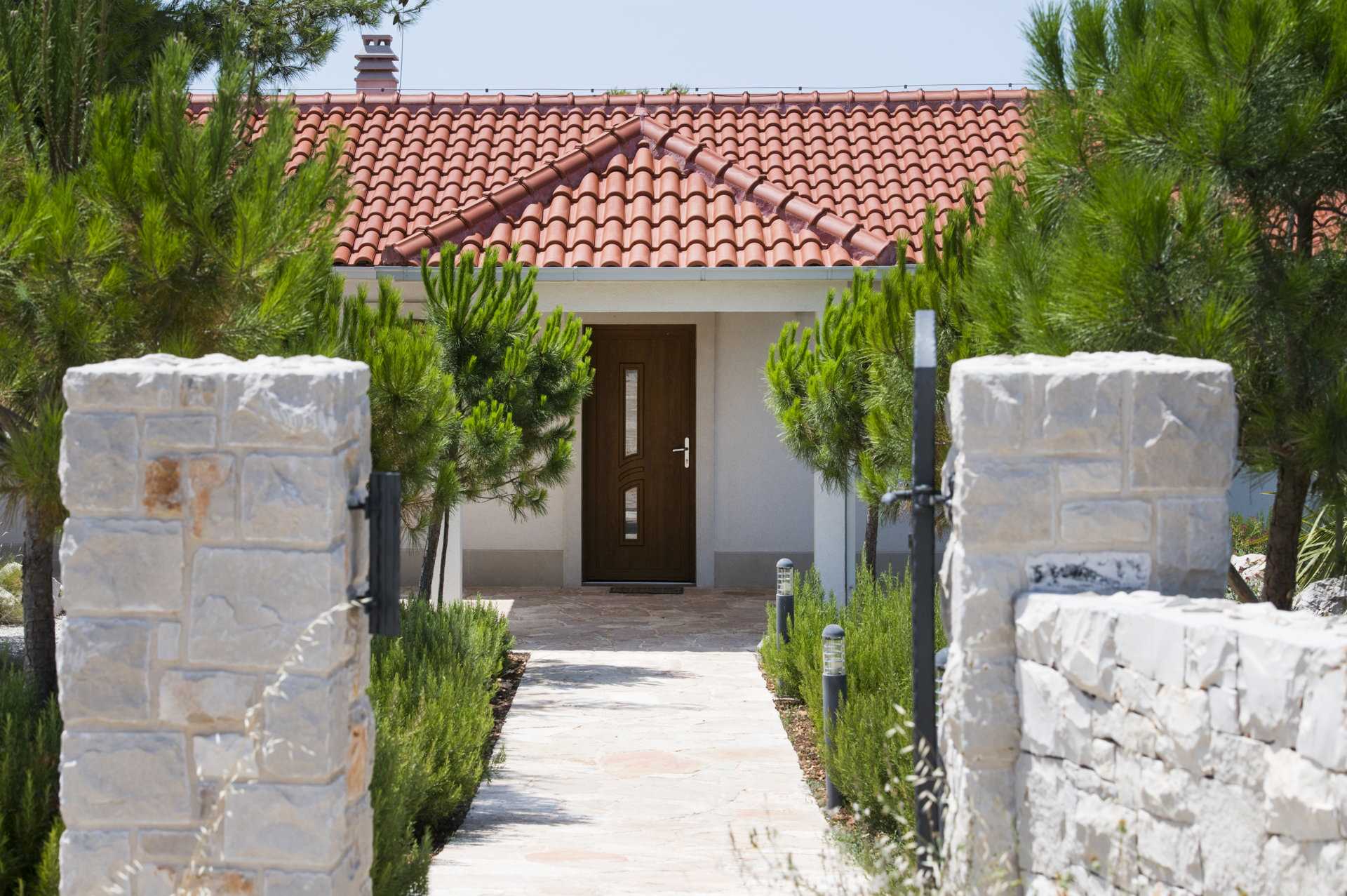 Villa Vaiana with Pool