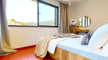 Modern Seaside Villa with Pool in Primošten