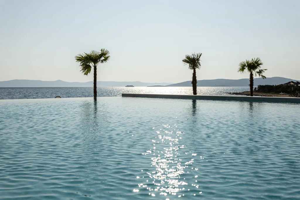 Modern Seaside Villa with Pool in Ugljan