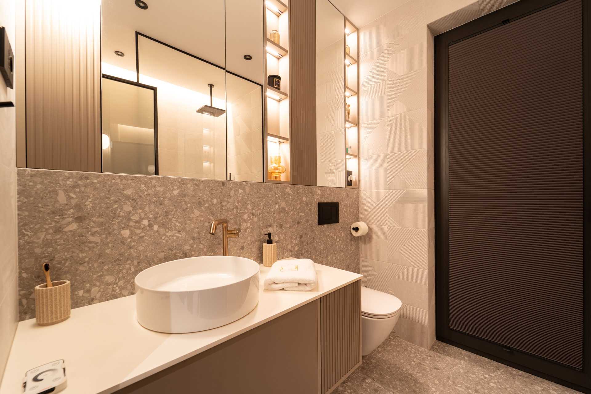 Ultraluxury Villa Orbis Vitae with Pool