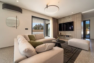 Modern Family Villa with Pool near Zadar