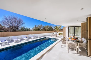 Modern Family Villa with Pool near Zadar