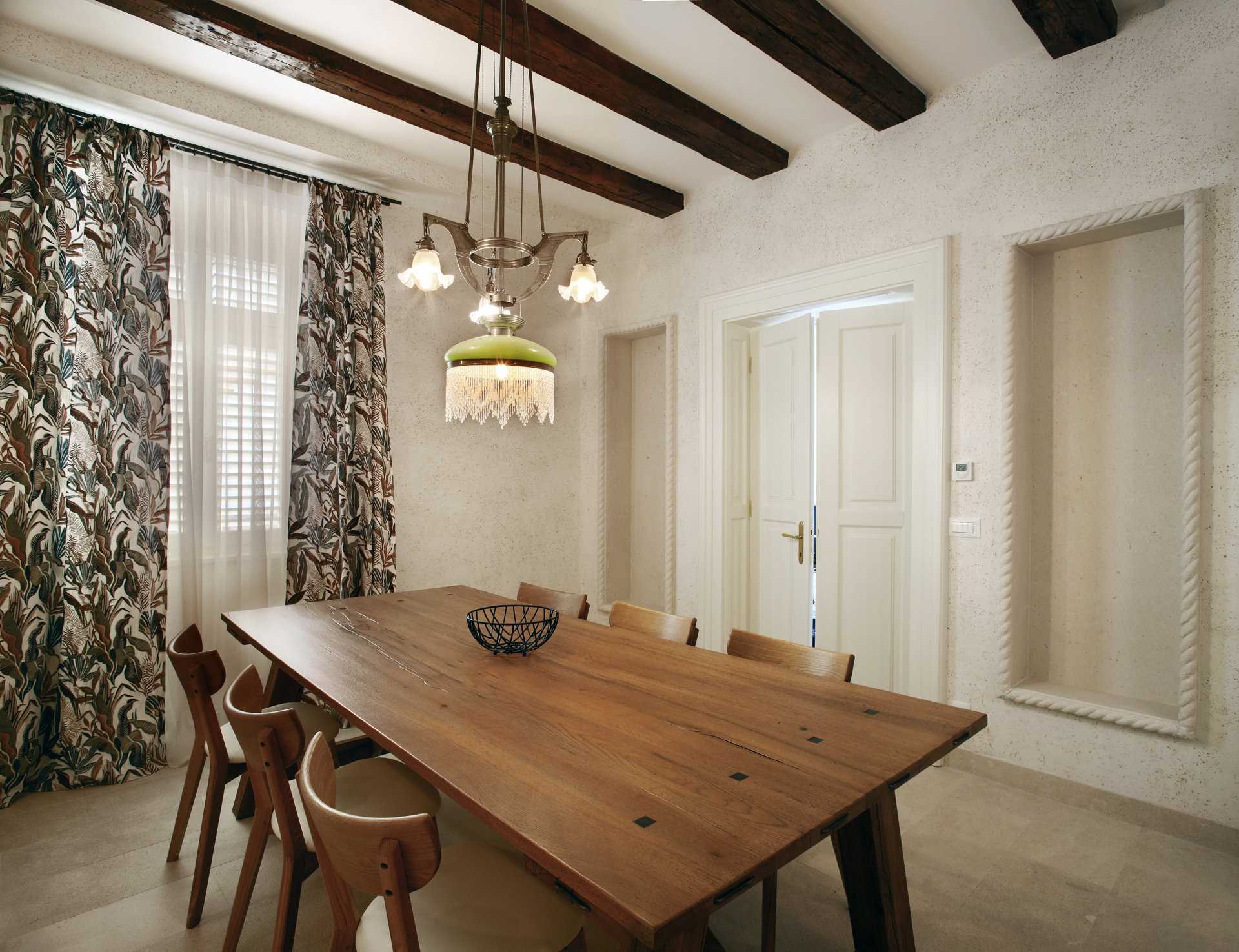 Villa Del Capitano with Pool