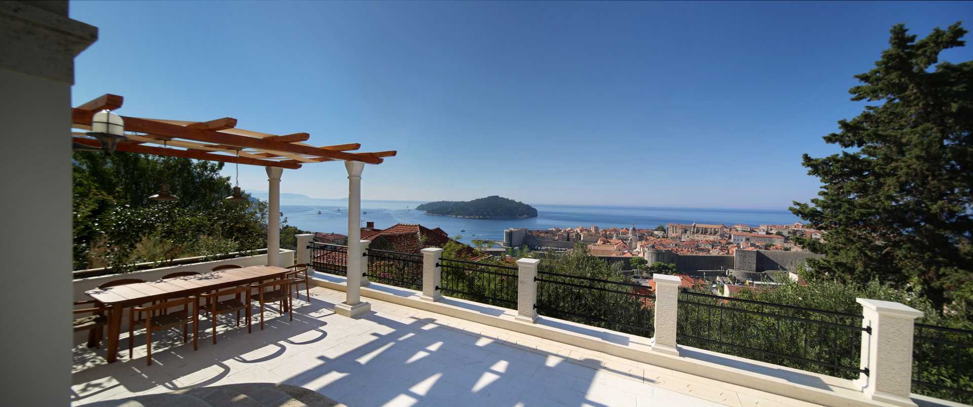 Villa Del Capitano with Pool