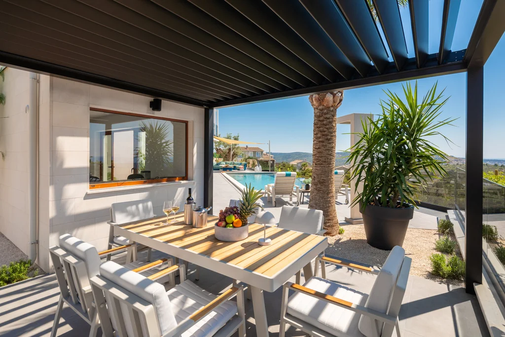Modern Villa Retreat with Heated Pool in Rogoznica