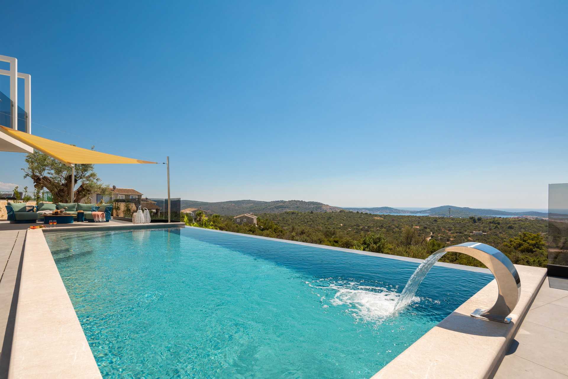 Villa Bacci di Sole with Pool