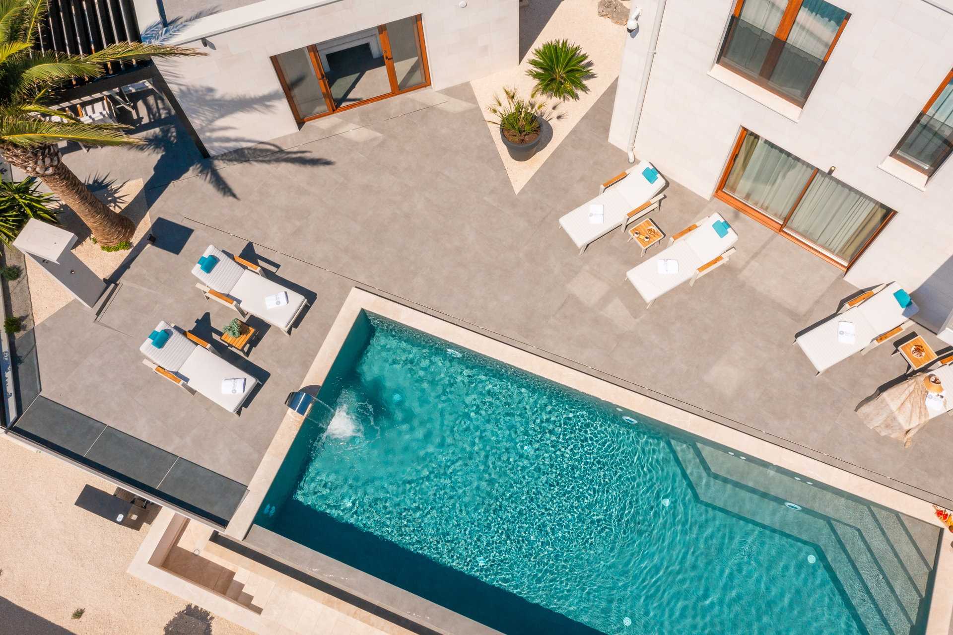 Villa Bacci di Sole with Pool