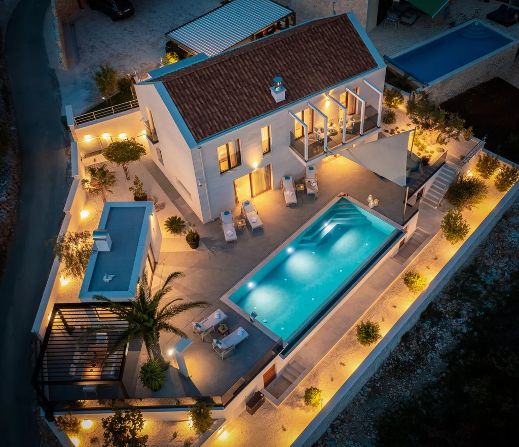 Modern Villa Retreat with Heated Pool in Rogoznica