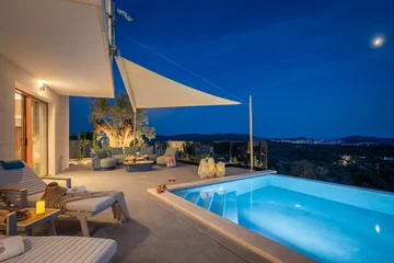 Modern Villa Retreat with Heated Pool in Rogoznica