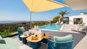 Modern Villa Retreat with Heated Pool in Rogoznica