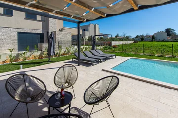 Contemporary Villa with Pool in Krnica