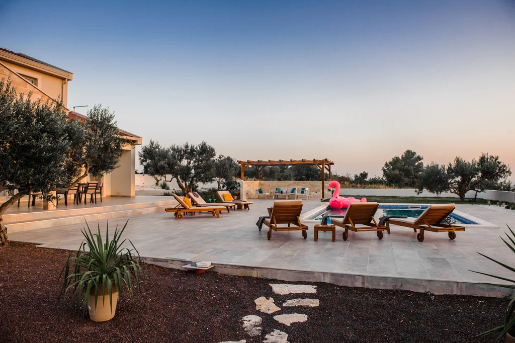 Villa Volare s bazenom