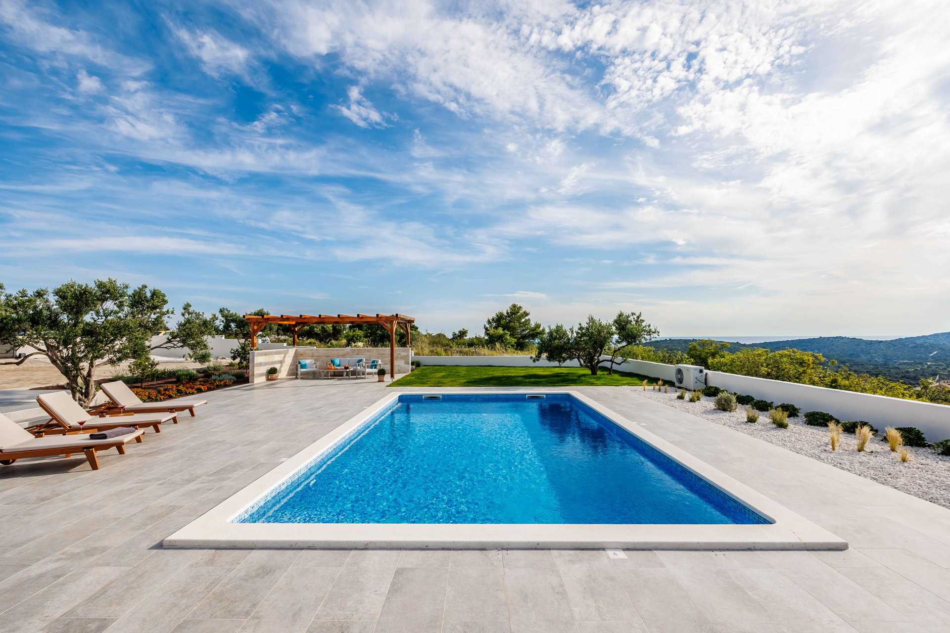 Villa Volare with Pool