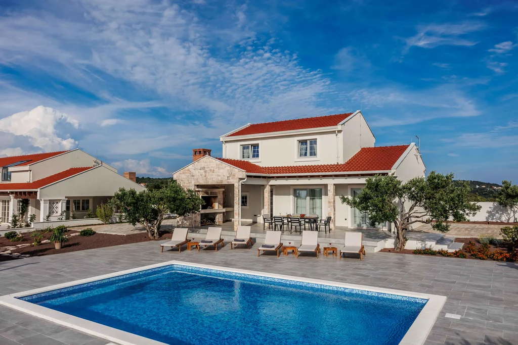 Villa Volare s bazenom