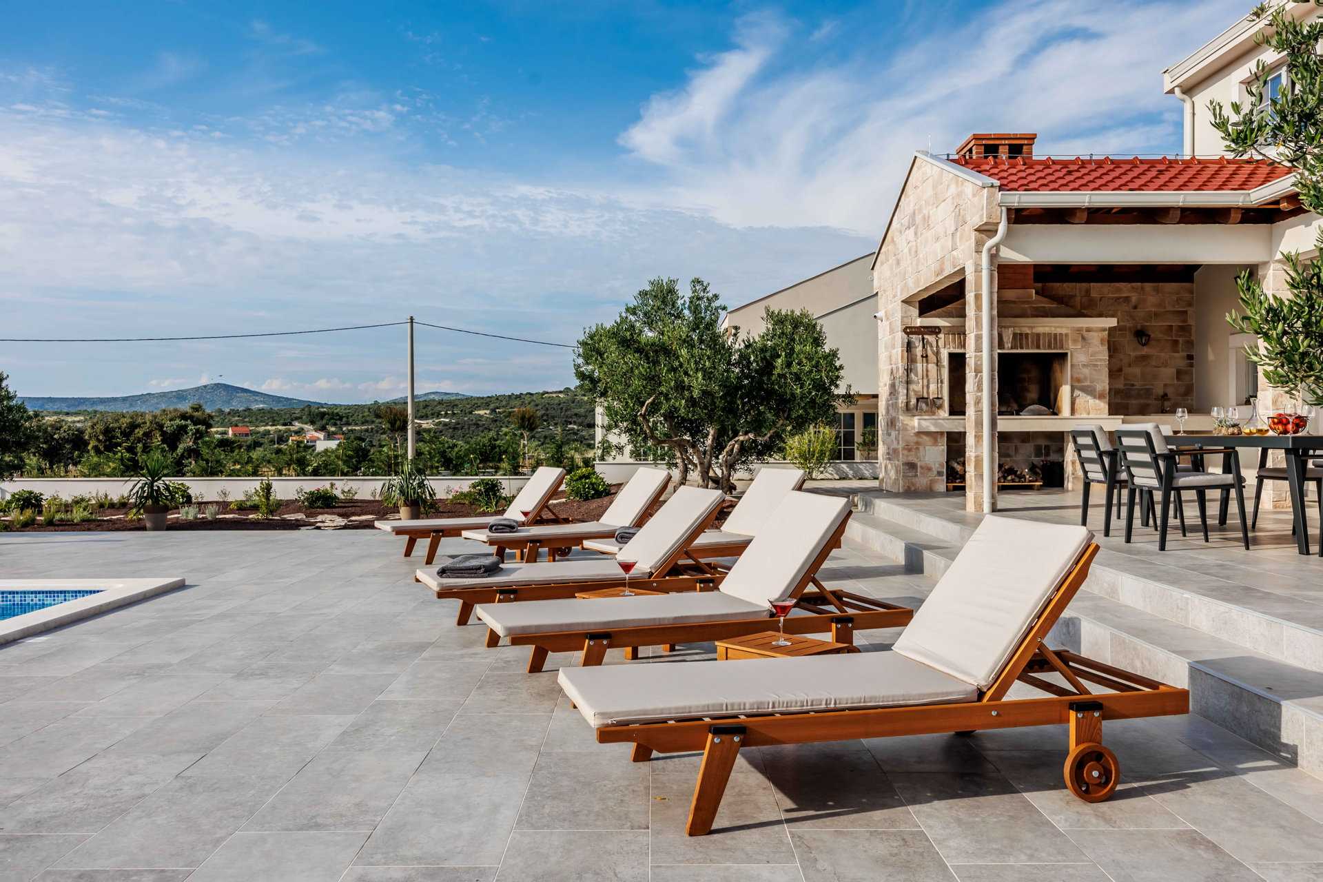 Villa Volare with Pool