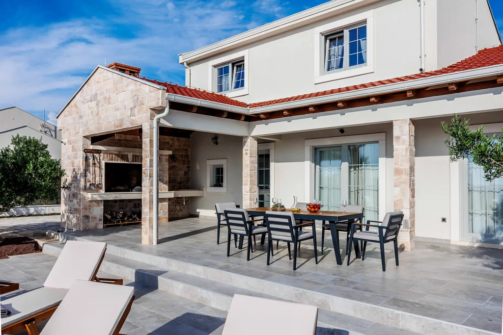 Villa Volare s bazenom