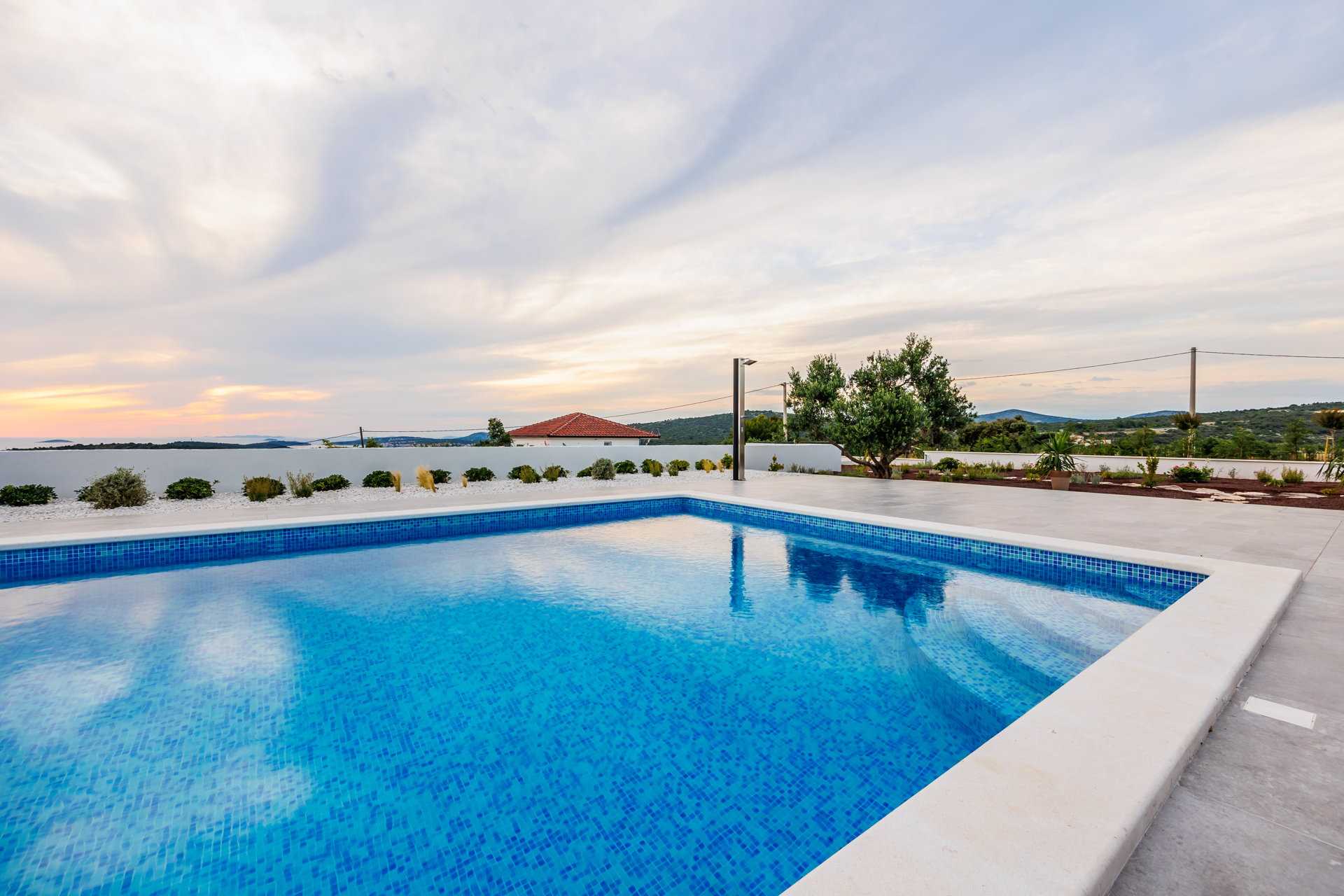 Villa Volare with Pool
