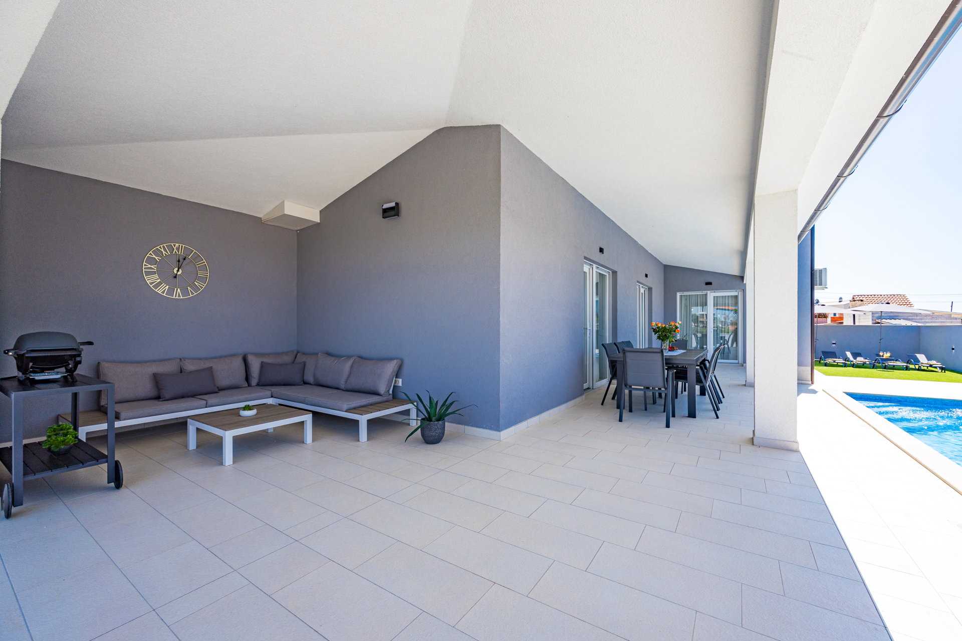 Villa Peony Grace s bazenom