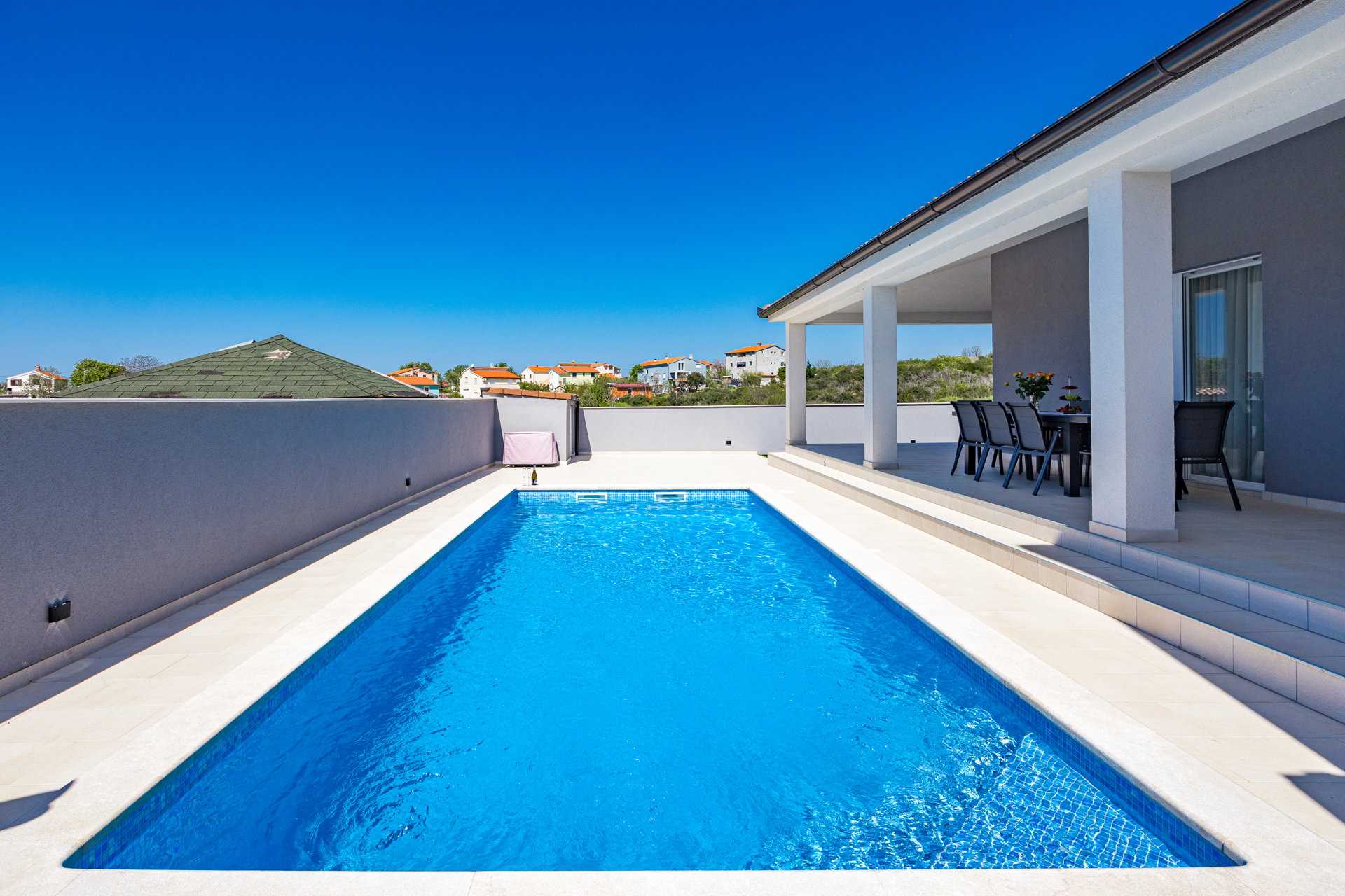 Villa Peony Grace s bazenom
