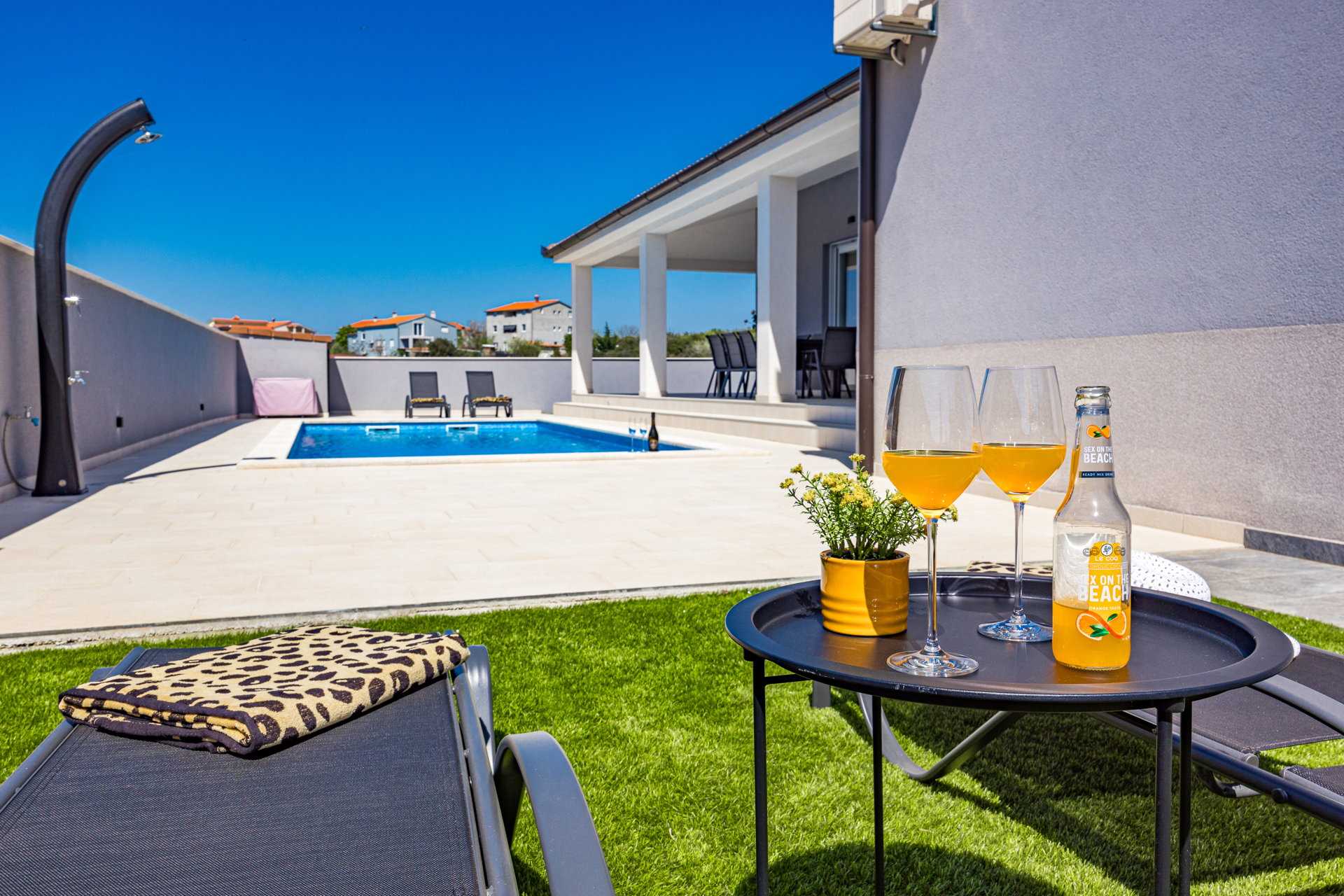 Villa Peony Grace s bazenom
