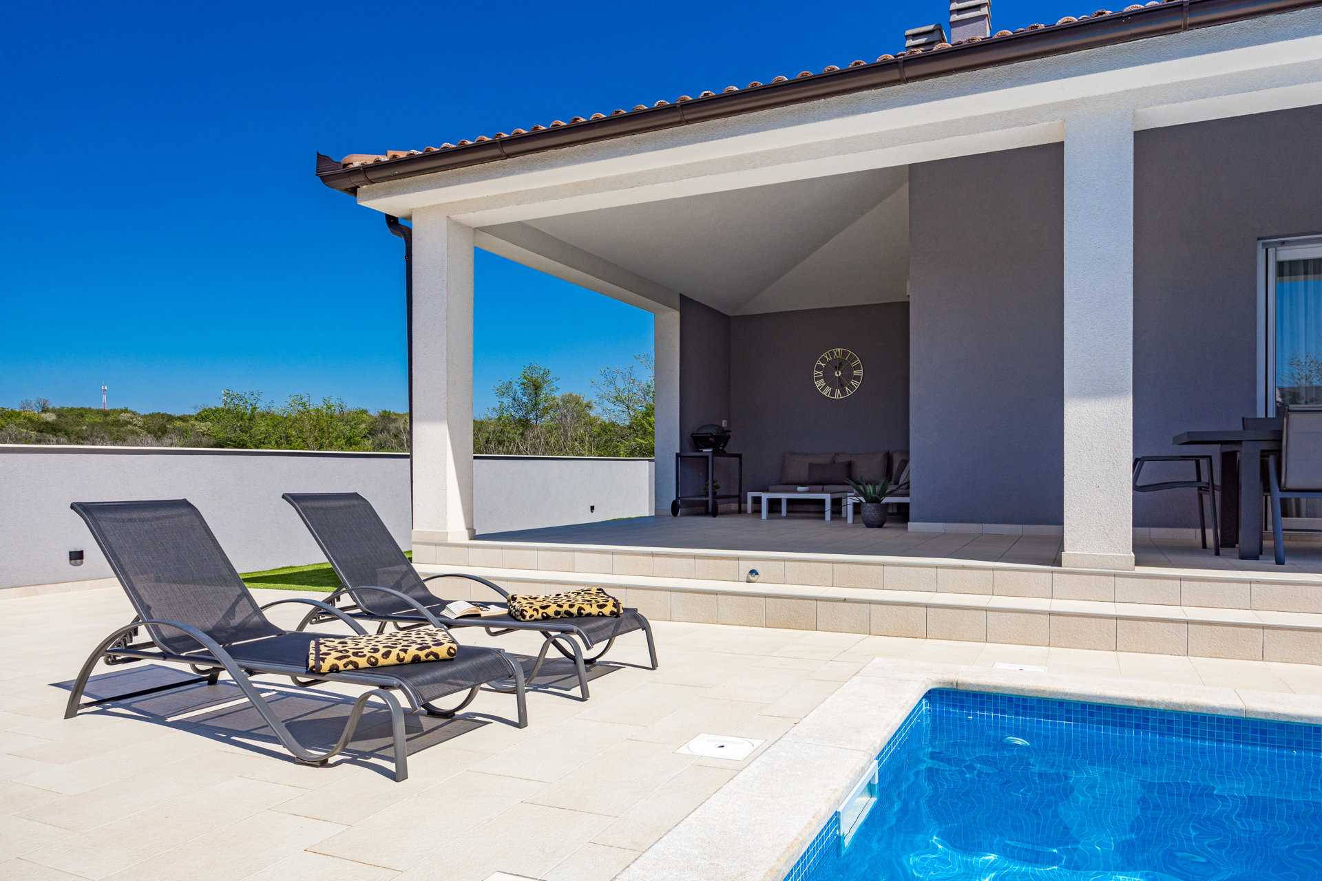Villa Peony Grace s bazenom