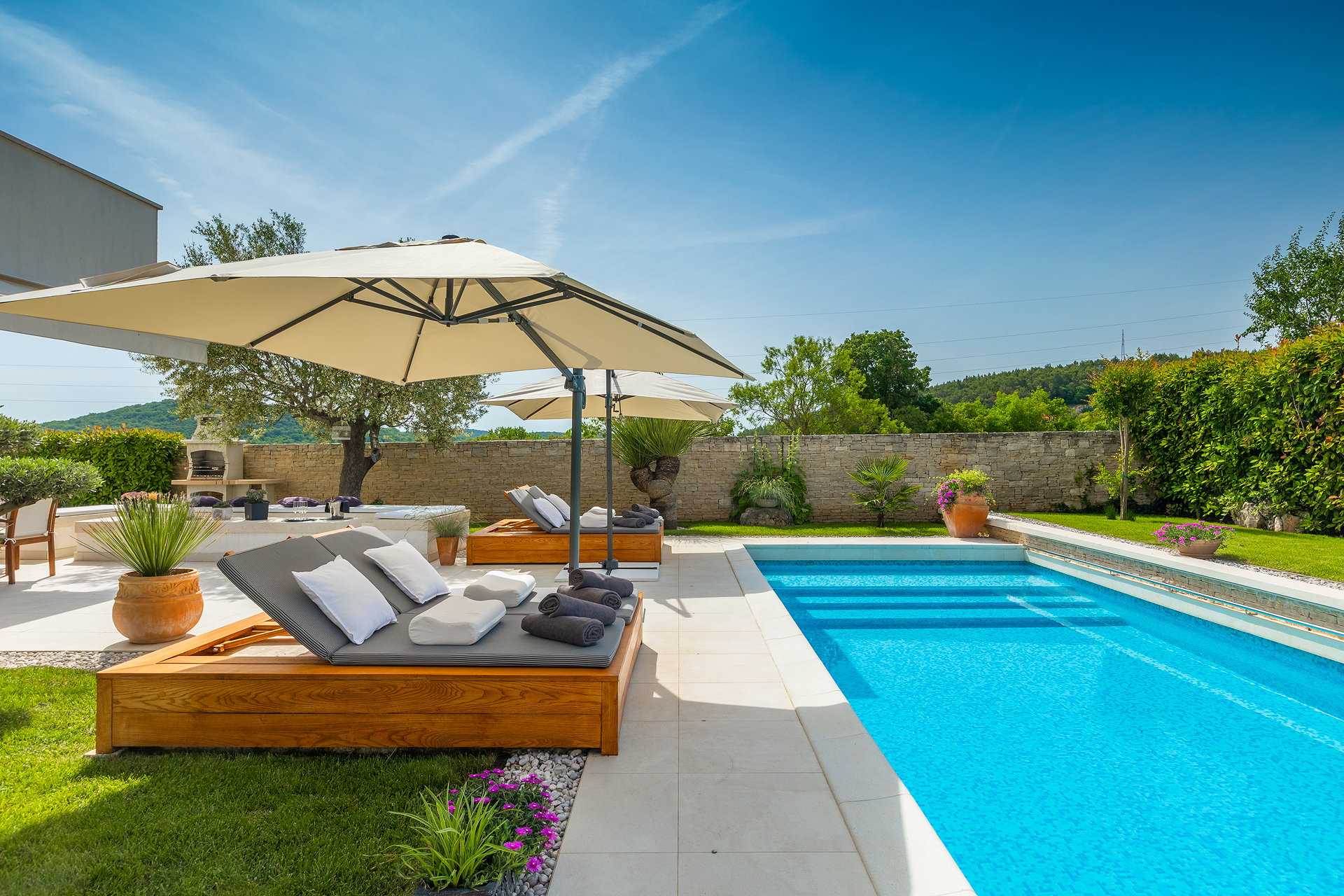 Villa Jardin Blanc with Pool