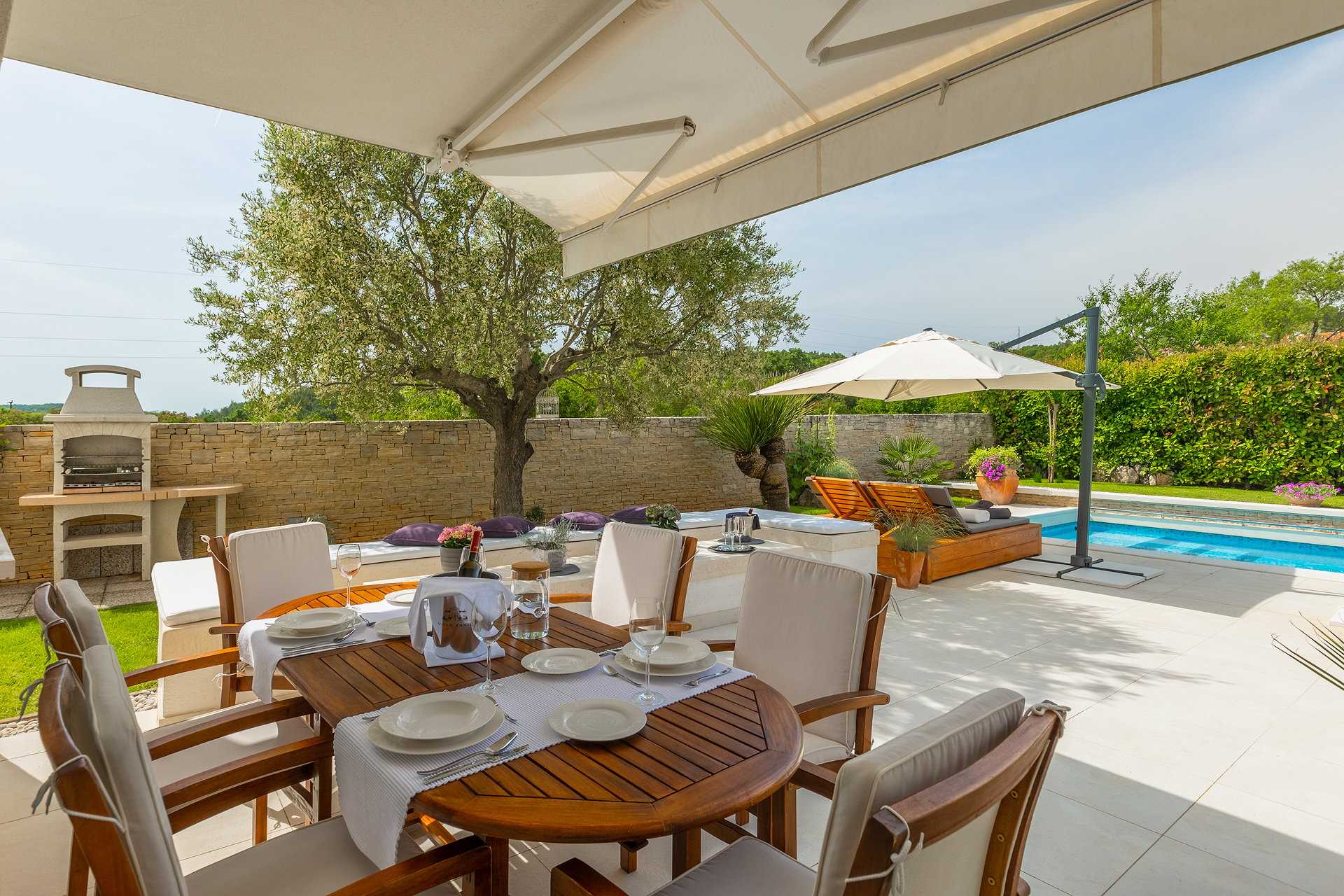 Villa Jardin Blanc with Pool