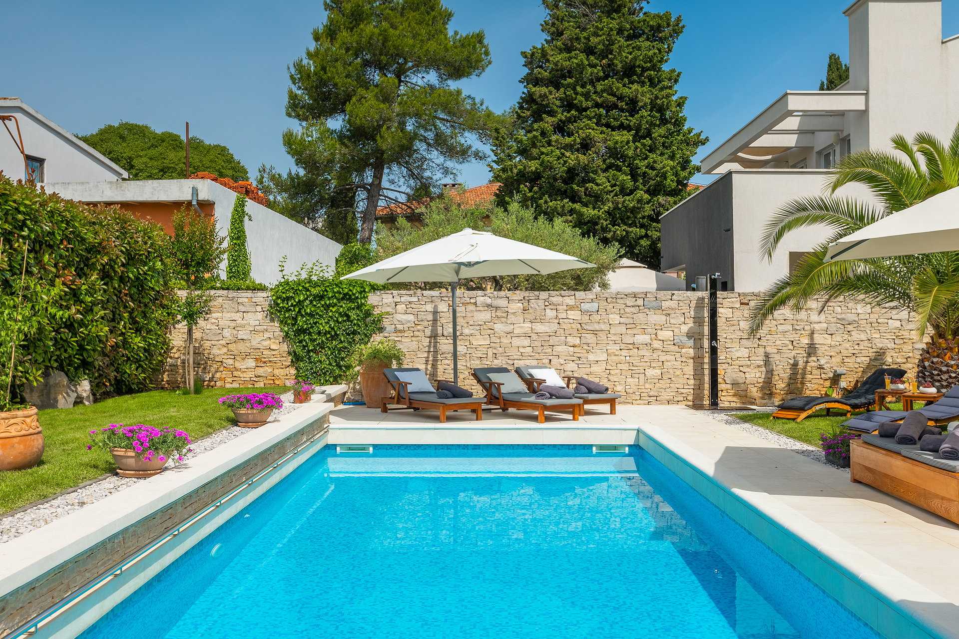 Villa Jardin Blanc with Pool