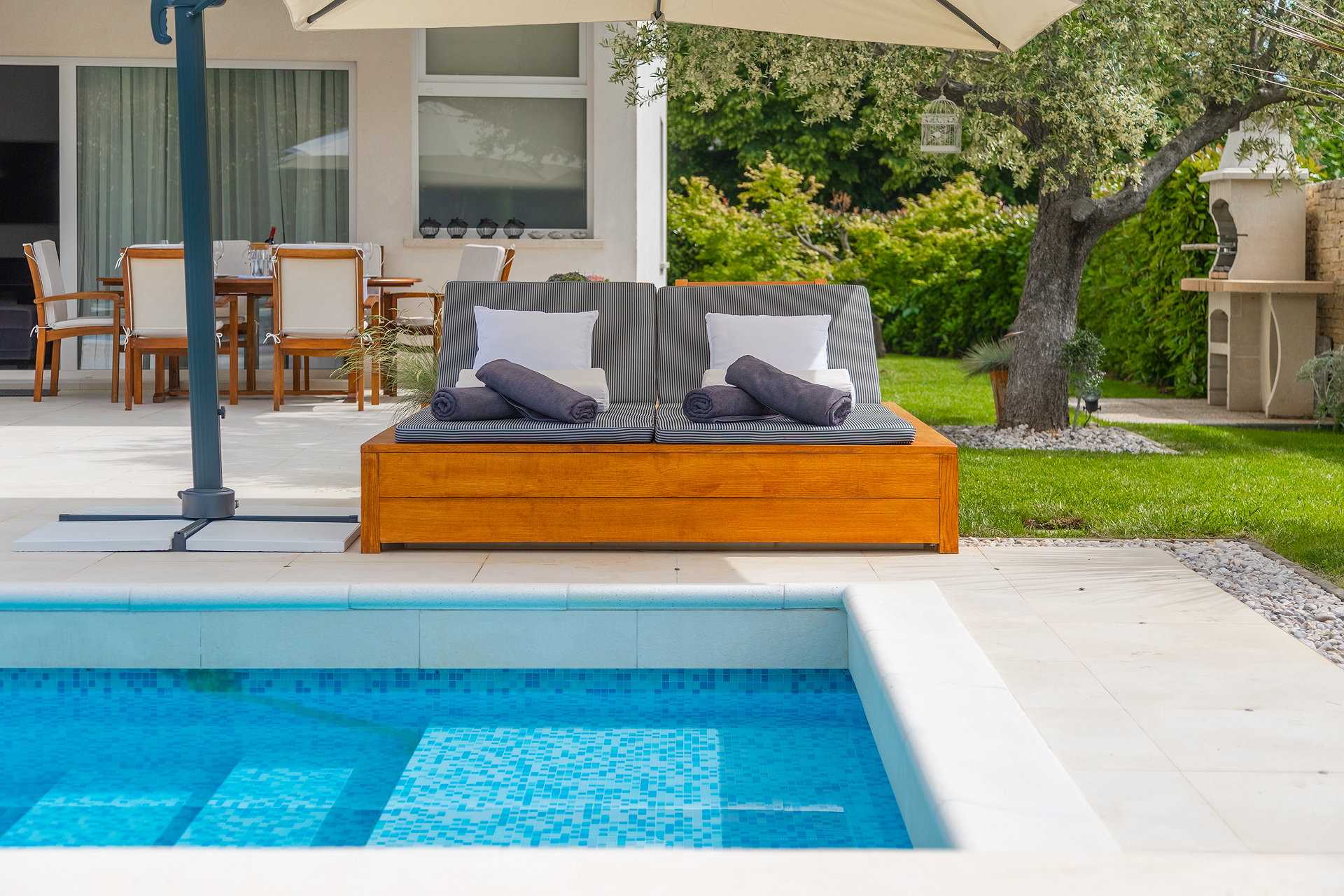 Villa Jardin Blanc with Pool