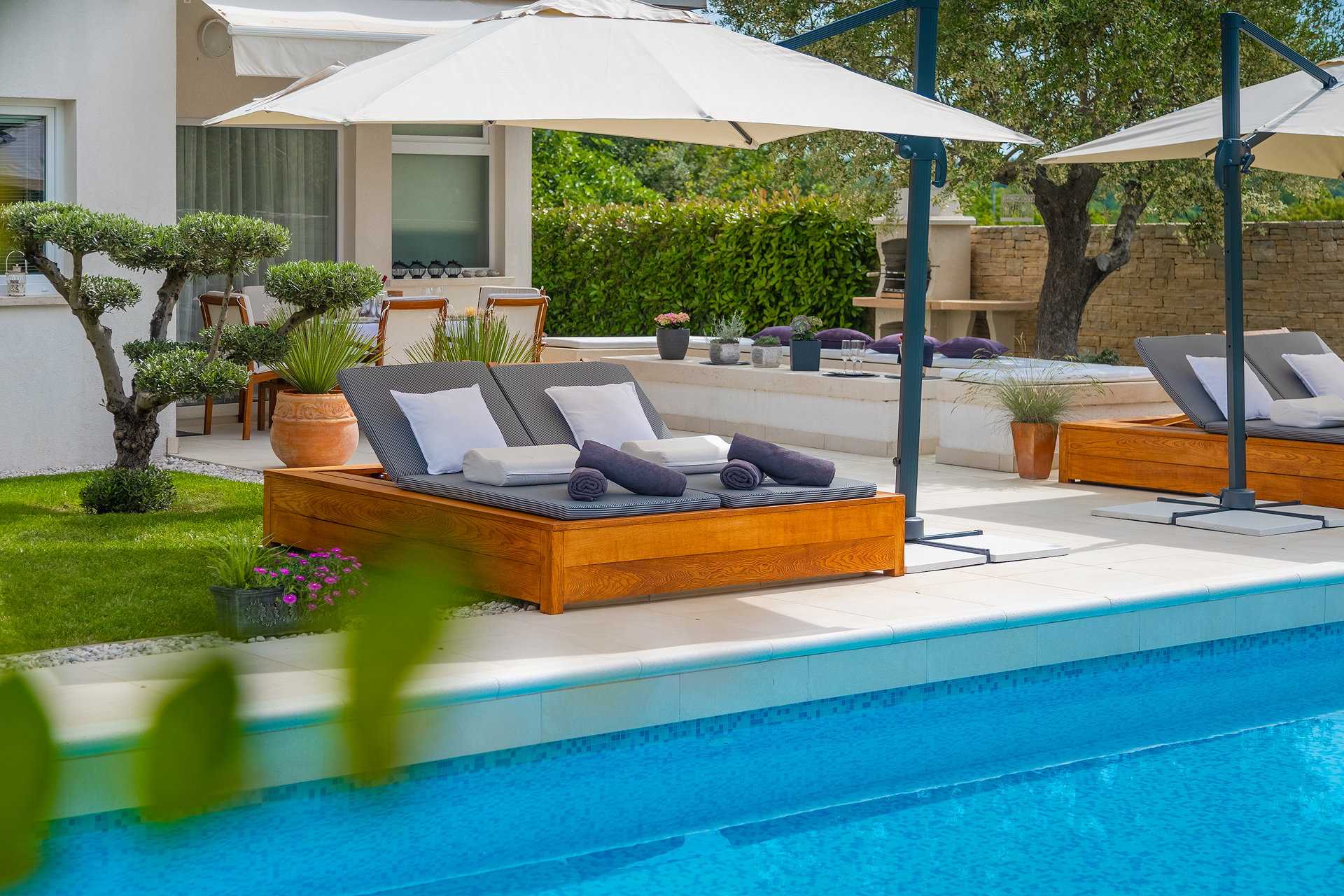 Villa Jardin Blanc with Pool