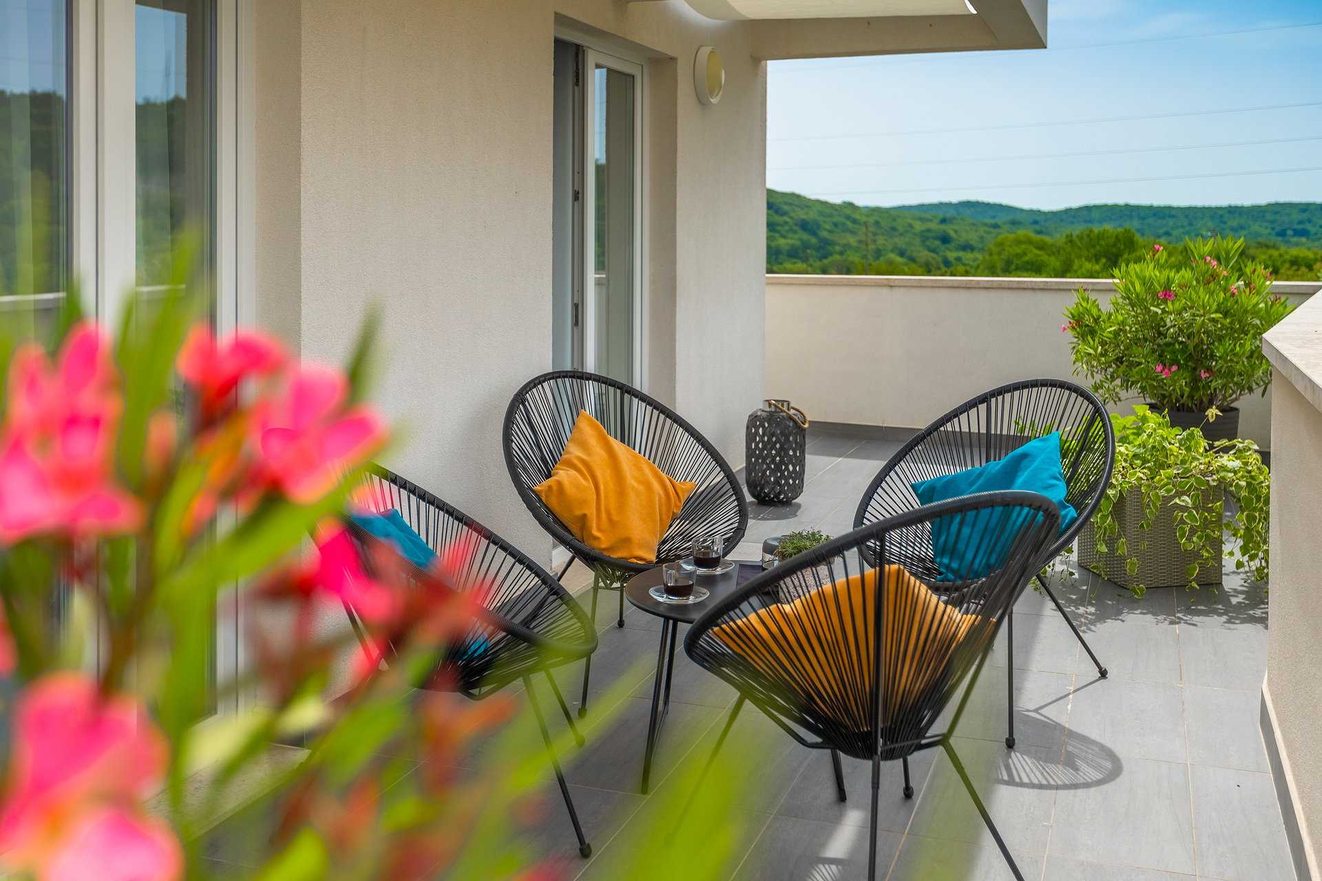 Villa Jardin Blanc with Pool