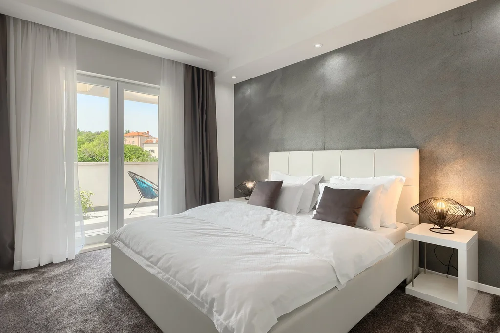 Modern Villa with Pool and Sauna in Rovinjsko Selo