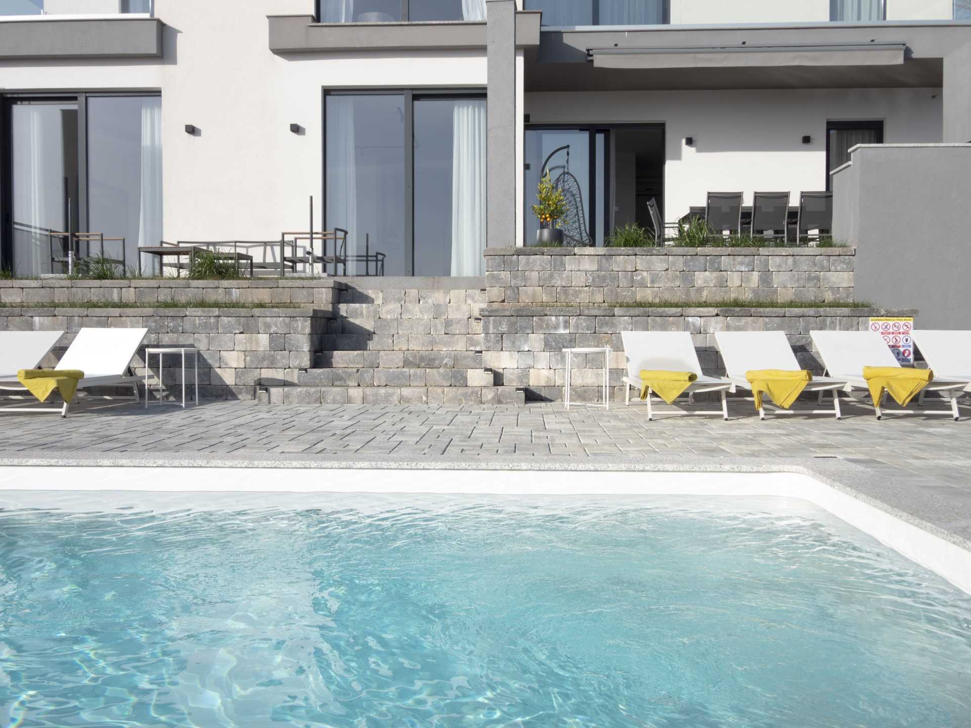 Villa Sogno Dorato with Pool