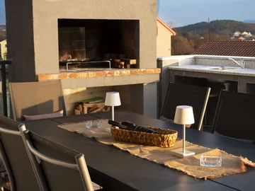 Spacious Villa Retreat in Viškovo