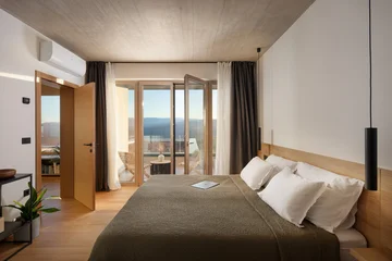 Modern Seaside Villa with Pool in Labin