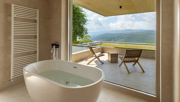 Modern Seaside Villa with Pool in Labin