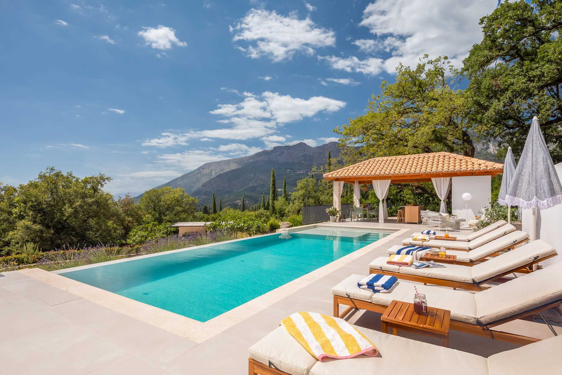 Villa Paradis Vert mit Pool